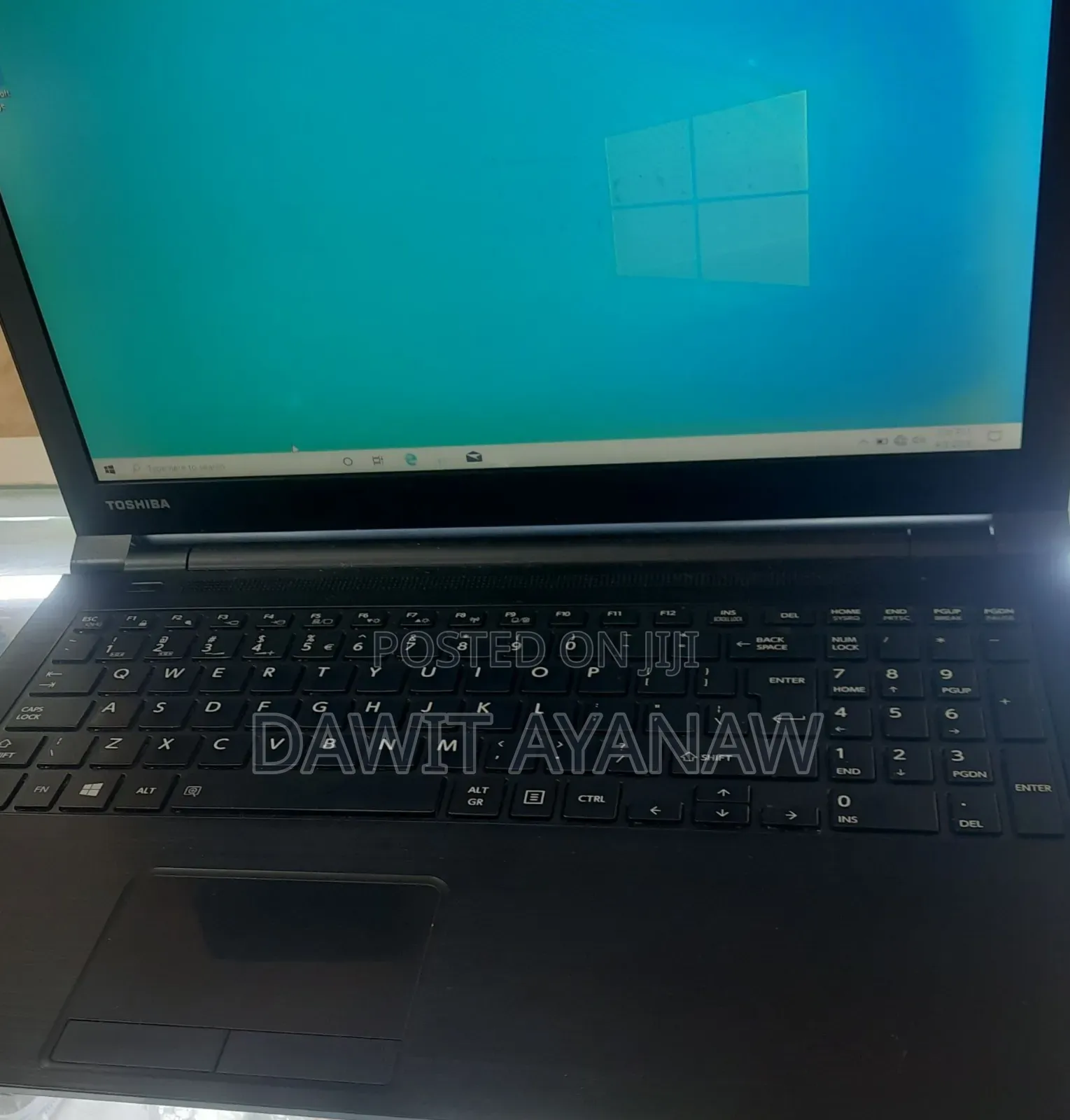 New Laptop Toshiba 4GB Intel Core I5 HDD 1T