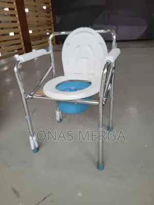 Photo - Bedside Potty Chair梉፮ Toilet+Commode Chair丼⨳Material: Main Frame Steel