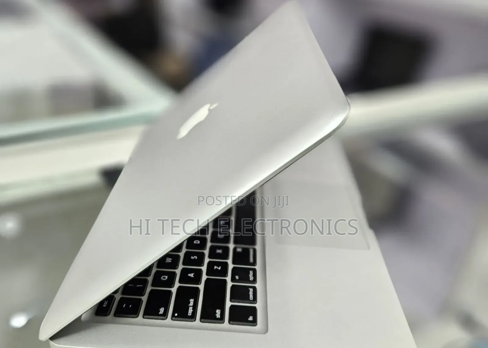 New Laptop Apple MacBook Pro 2012 4GB Intel Core I5 HDD 500GB