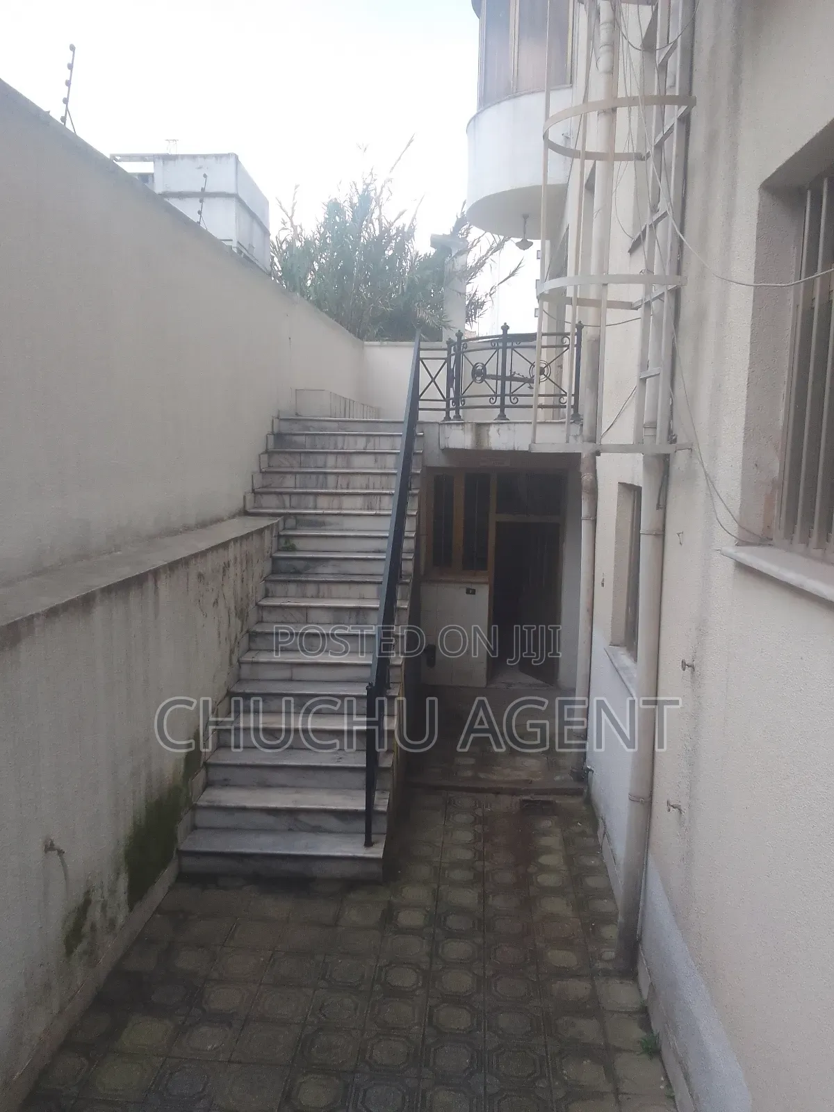 B+G+2 Luxury House Rent