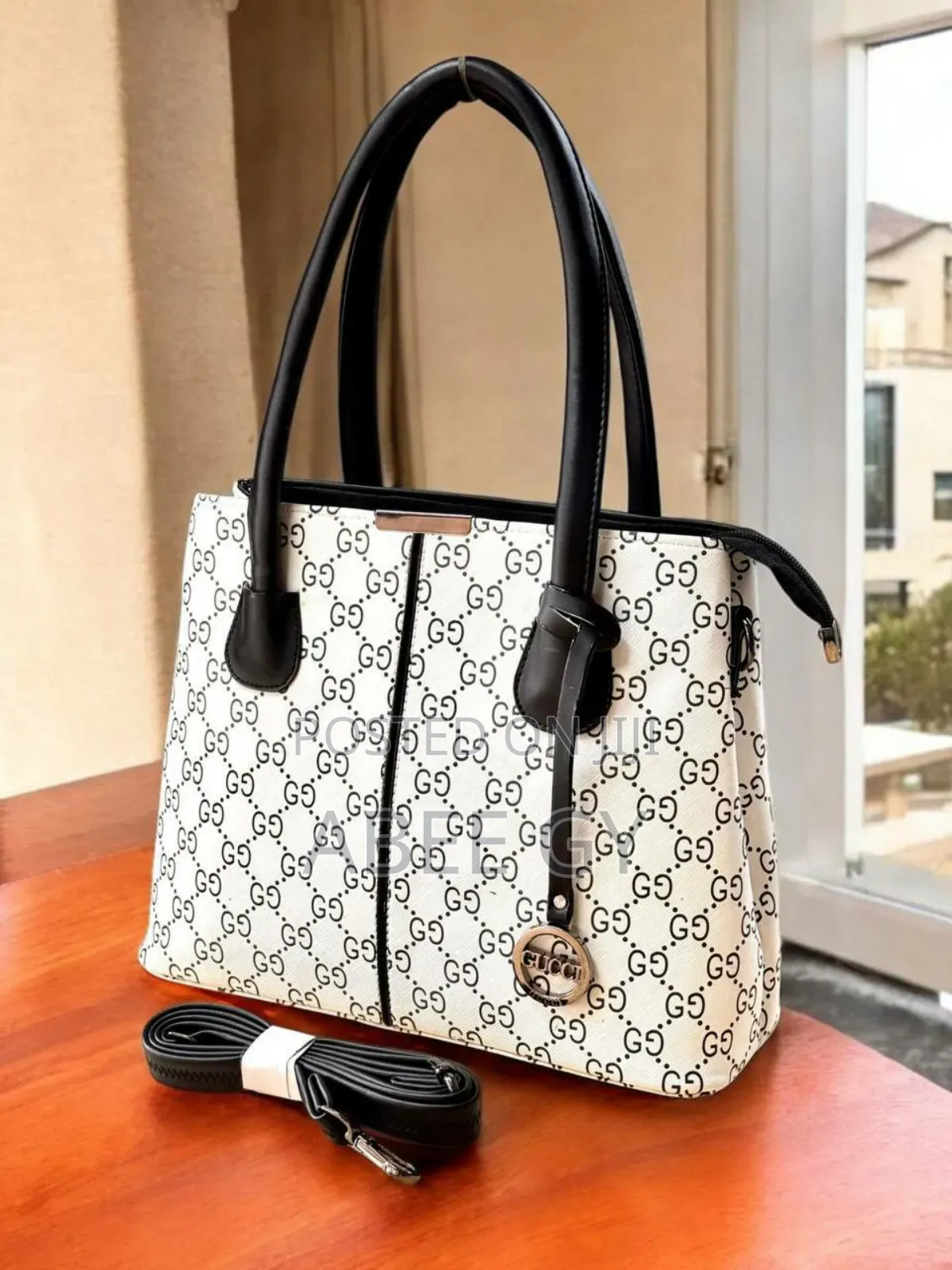 Classic Womens Bag Gucci's Brand