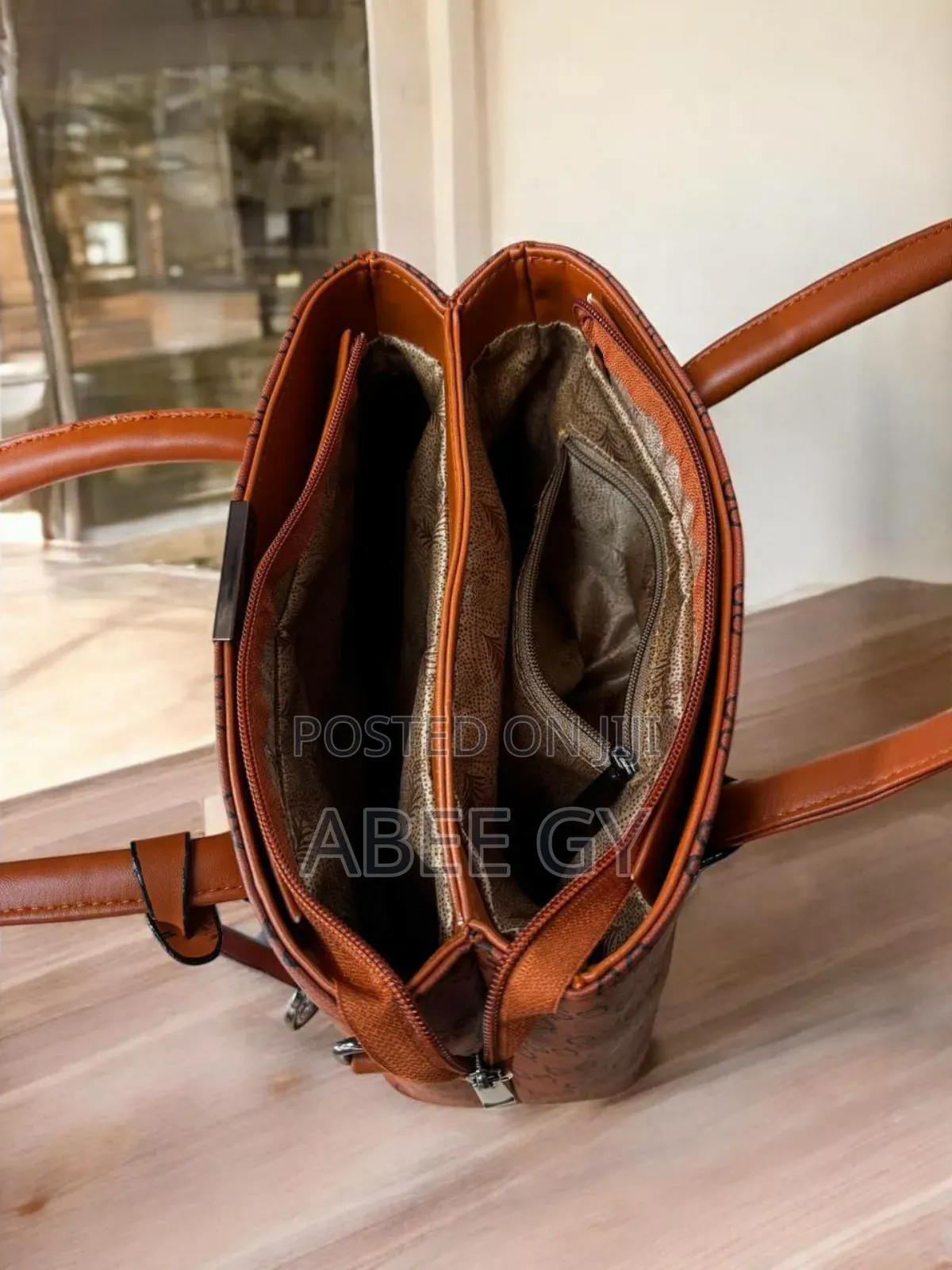 Classic Womens Bag Gucci's Brand