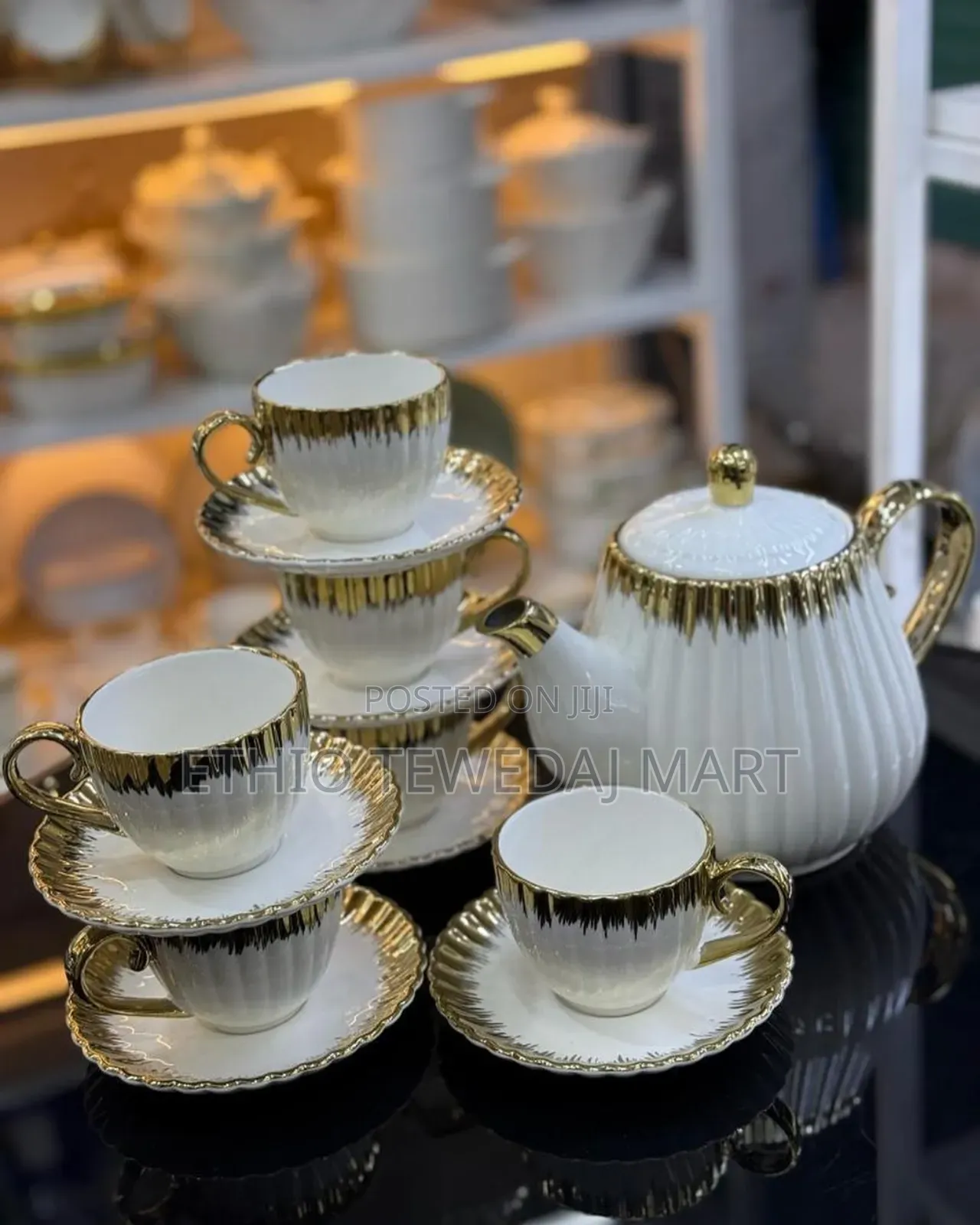 Luxury Ceramic Tea Set With a Premium Finish,For Serving Tea or Coffee