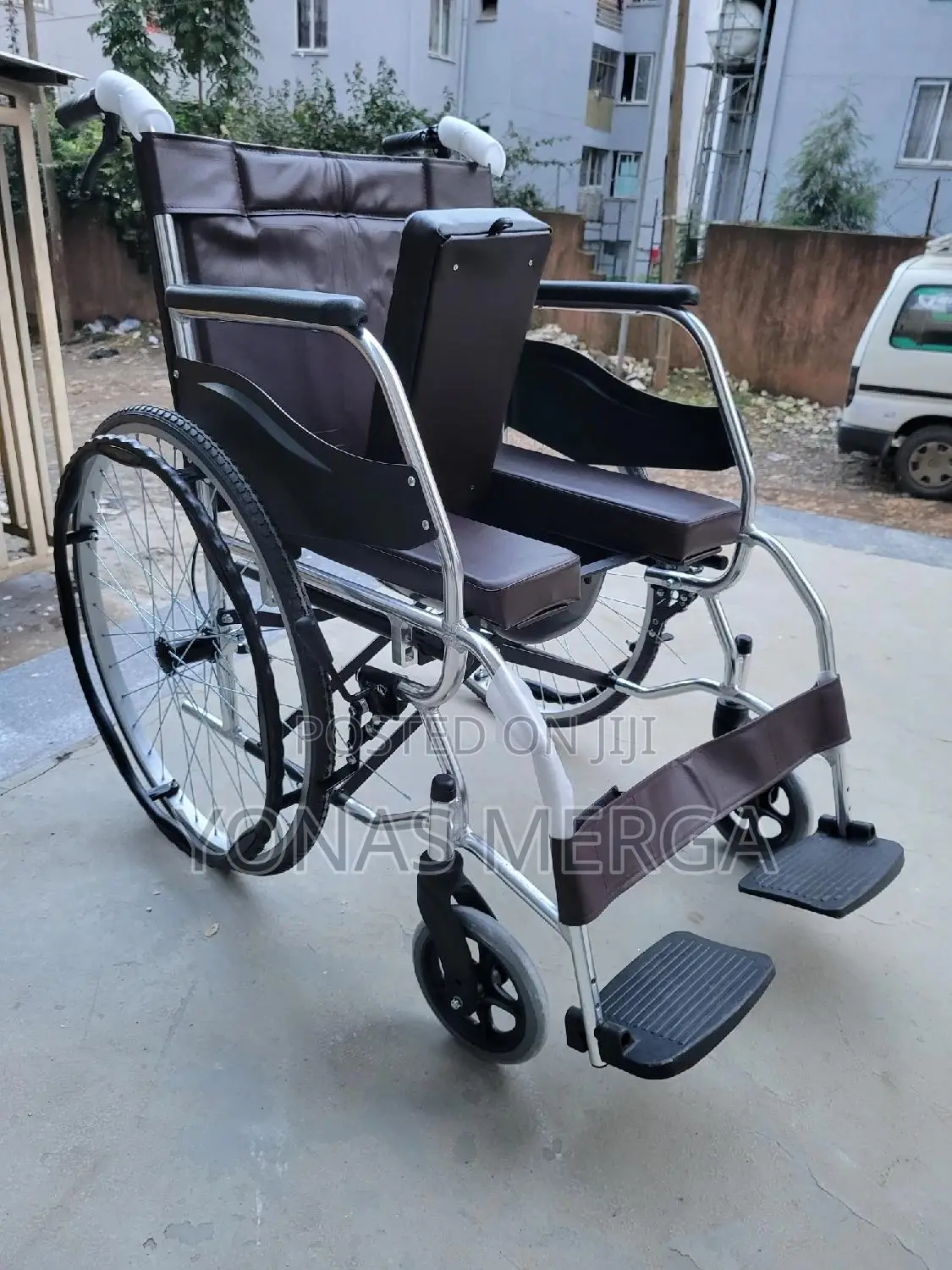 Commode+Pot Wheelchair耽℥Zwheelchair益0wheelchair፮∞Wheelchair+=Wilcher