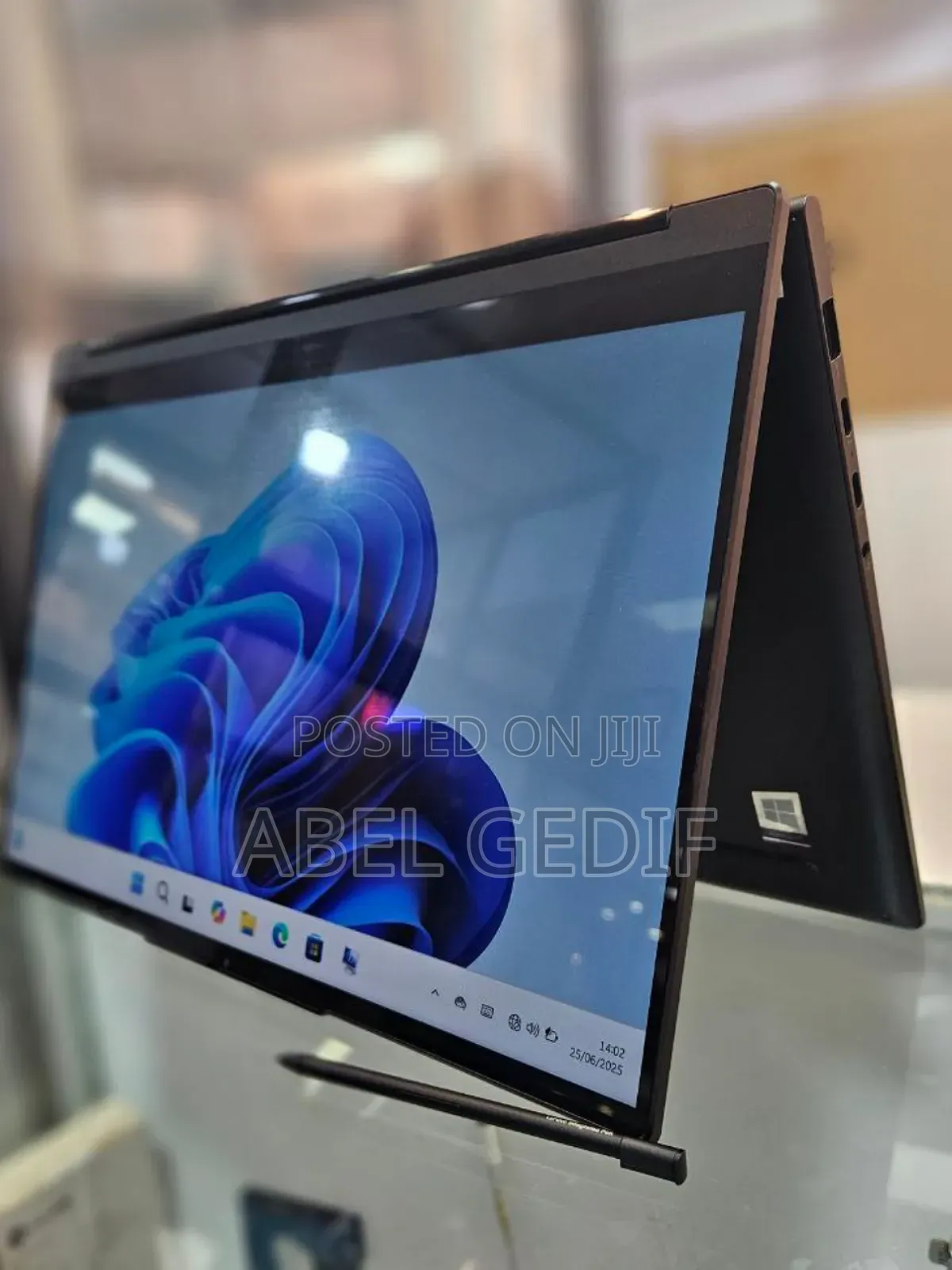 New Laptop Lenovo Yoga 910 16GB Intel Core I7 SSD 512GB