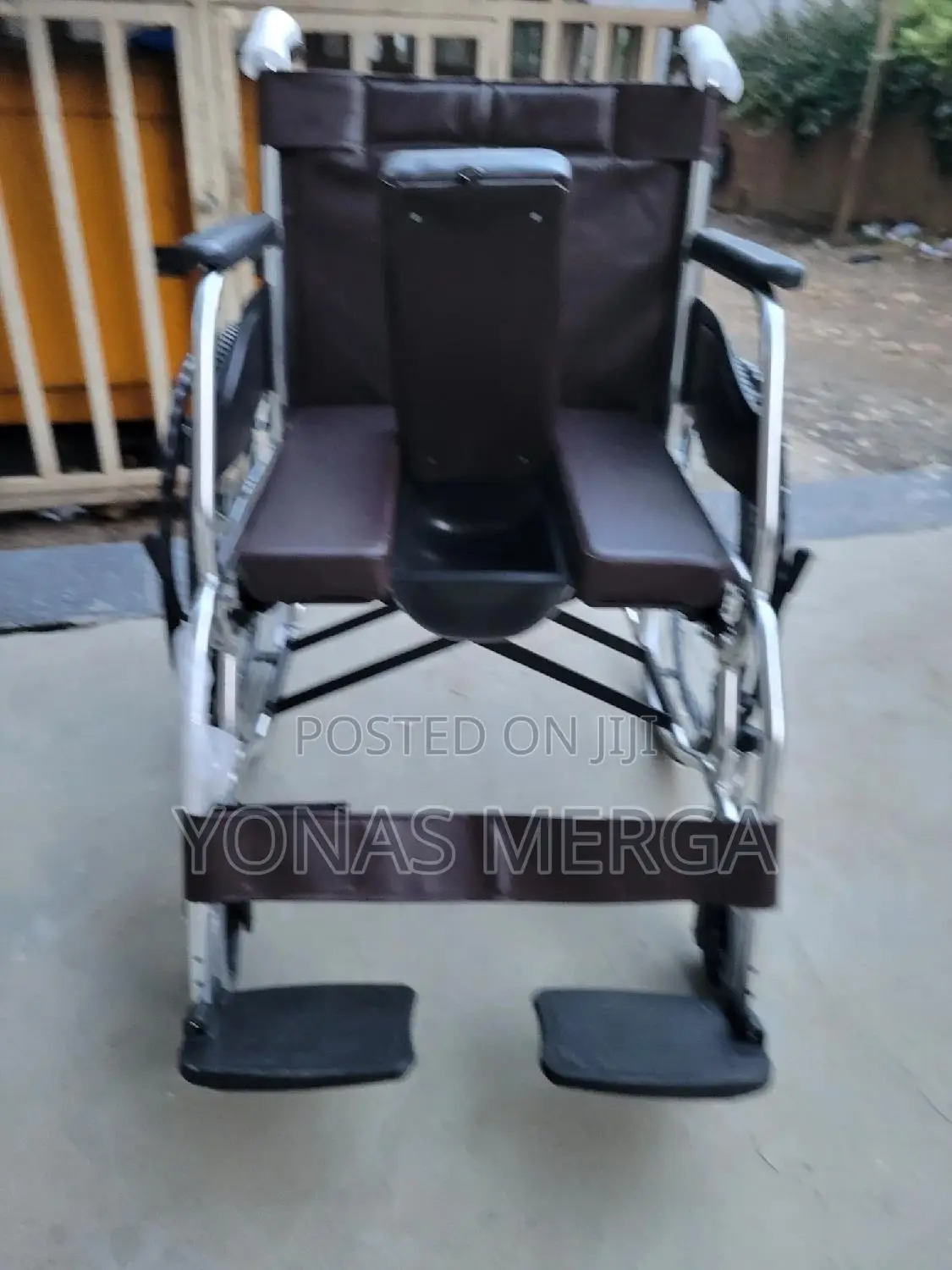 Toilet=Comfortable Wheelchair橘∫∫Wheelchairع台wheelchair+屣wheelchair