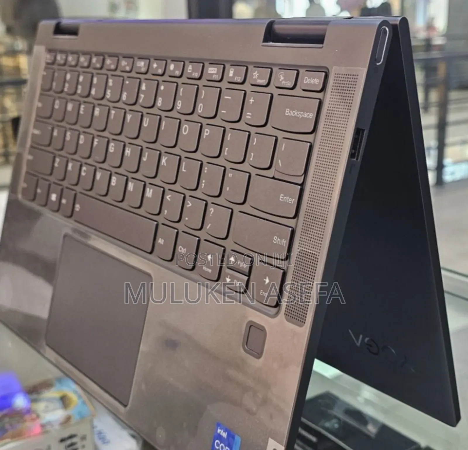 New Laptop Lenovo Yoga 7i 8GB Intel Core I5 SSD 512GB