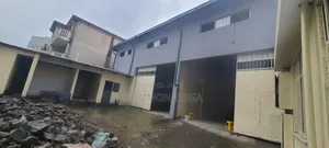 ለክራይ የቀረበ መጋዘን