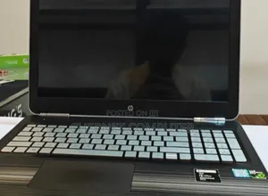 New Laptop HP Pavilion 15 8GB Intel Core I7 SSD 512GB