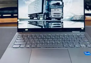 New Laptop Lenovo Yoga 7i 16GB Intel Core I7 SSD 512GB