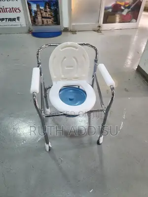 Photo - Toilet Chair痲不commode Chair絫你commode Chair參與commode Chair嶼島toilet New