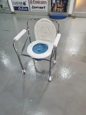 Photo - Commode Chair庫房toilet Chair尨重commode Chair求診commode Chair嵾我toilet New