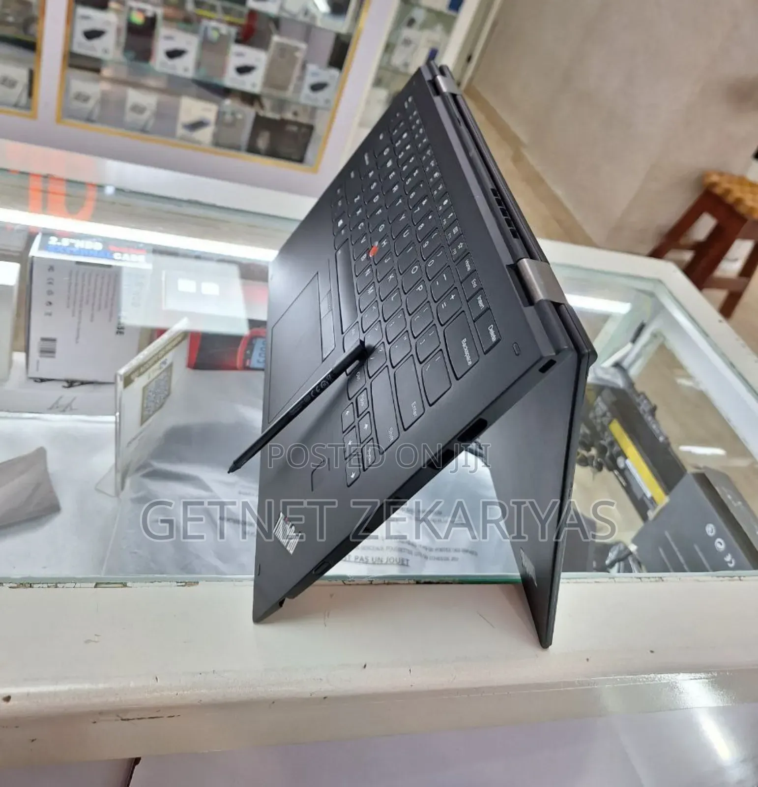 New Laptop Lenovo Thinkpad X1 Yoga 8GB Intel Core I5 SSD 512GB