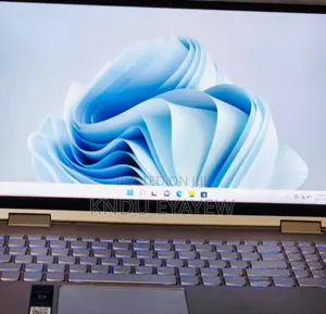 Photo - New Laptop Lenovo 12GB Intel Core I7 SSD 512GB