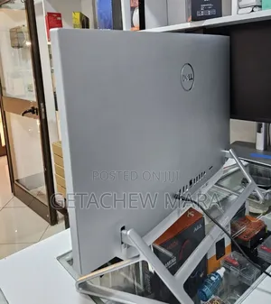 New Laptop Dell Inspiron 15 12GB Intel Core I7 SSD 512GB