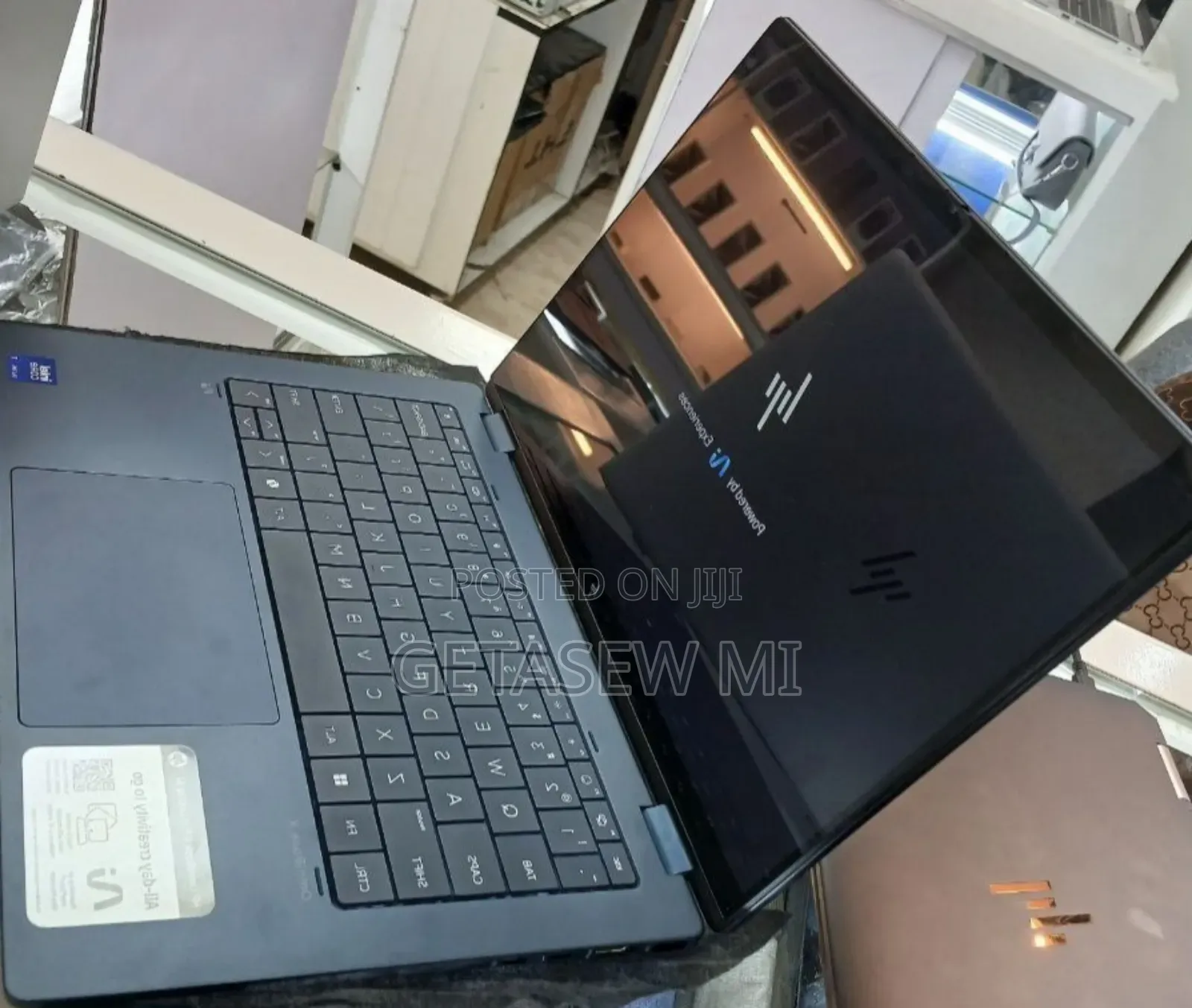 New Laptop HP OmniBook X Flip 14" 16GB Intel Core Ultra 7 SSD 1T