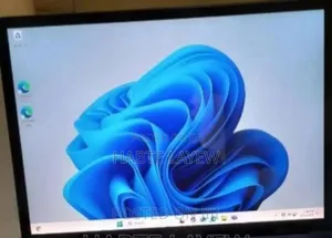 New Laptop Microsoft Surface 16GB Intel Core i7 SSD 512GB