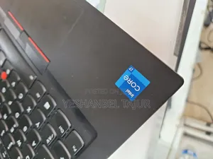 New Laptop Lenovo ThinkPad E14 G5 16GB Intel Core I7 SSD 256GB