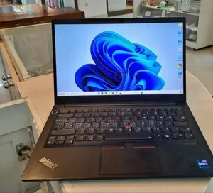 New Laptop Lenovo ThinkPad E14 G5 16GB Intel Core I7 SSD 256GB