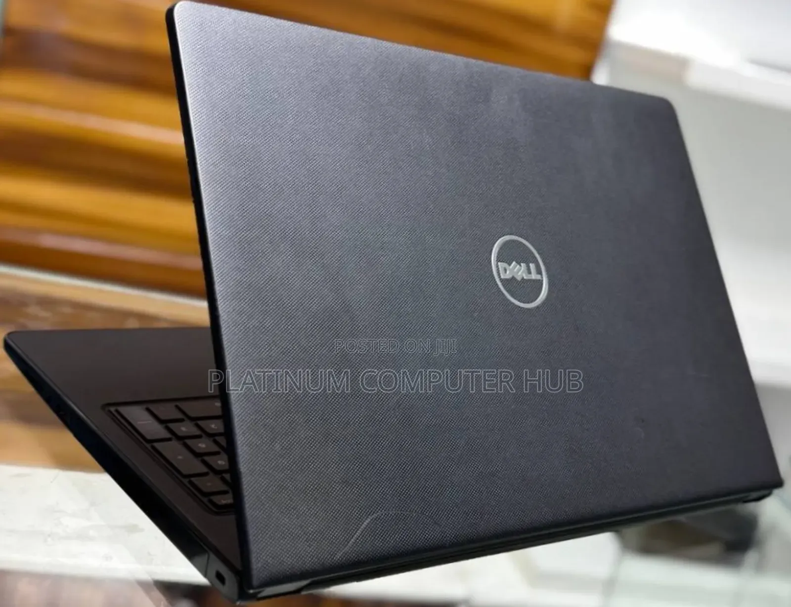 New Laptop Dell Vostro DVCI304 8GB Intel Core I3 HDD 500GB
