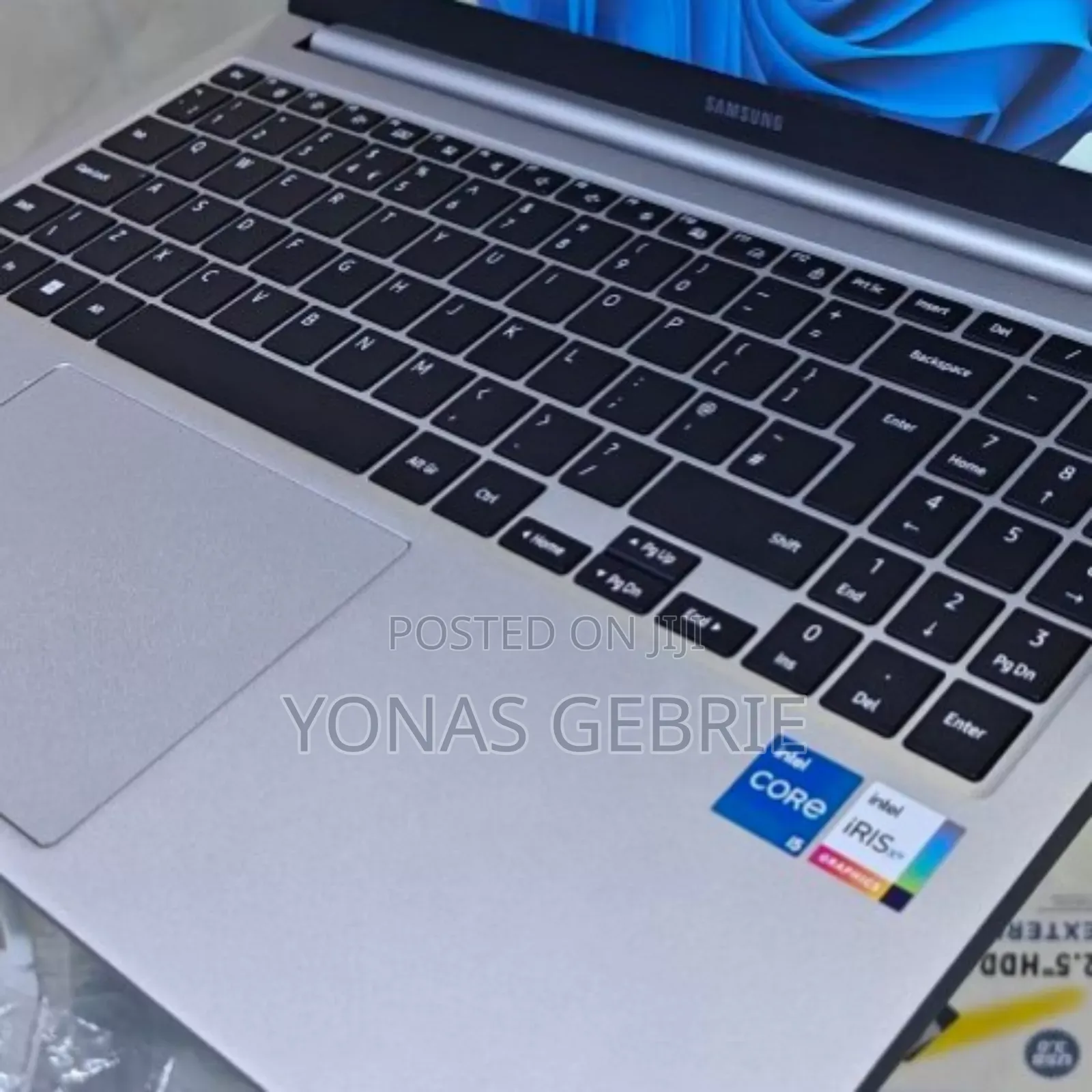 New Laptop Samsung 8GB Intel Core I5 SSD 256GB