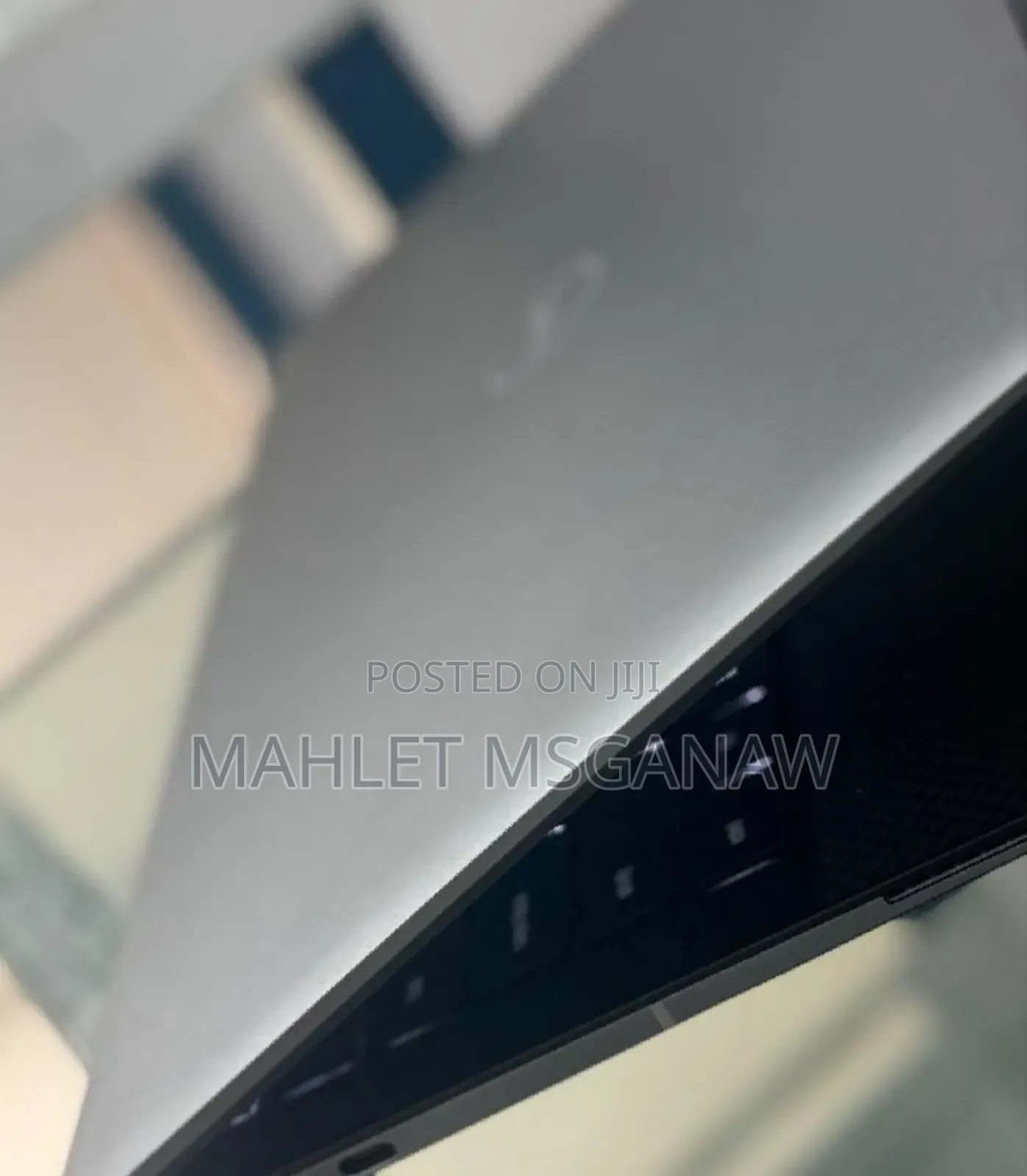 New Laptop Dell Inspiron 15 32GB Intel Core I7 SSD 1T