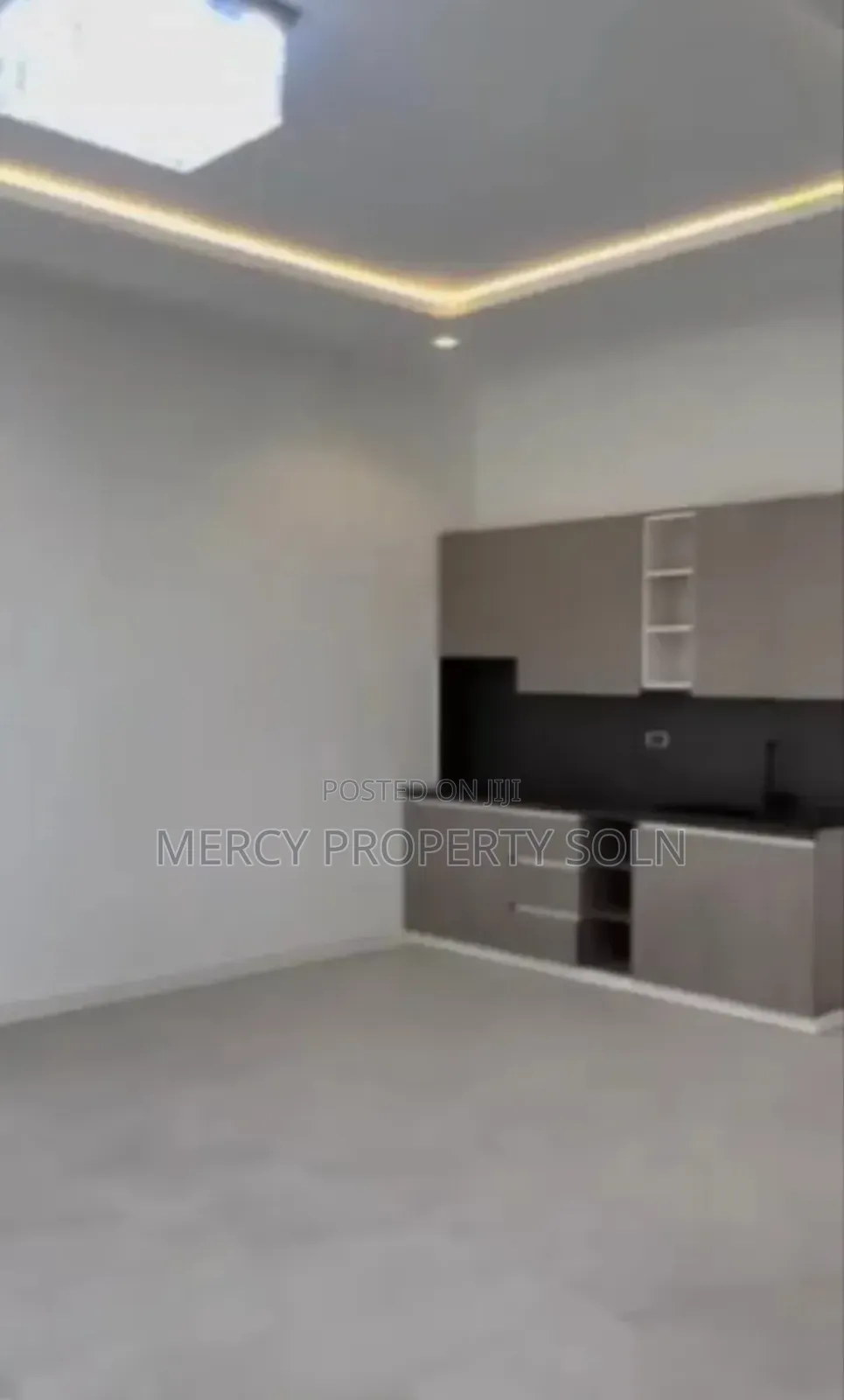 8bdrm House in Bole for sale