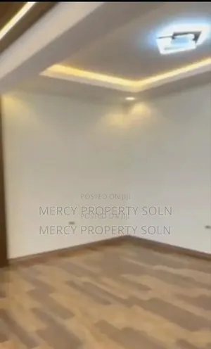 8bdrm House in Bole for sale