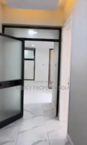 8bdrm House in Bole for sale