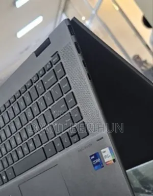 New Laptop HP Envy X360 16GB Intel Core i7 SSD 1T