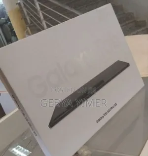 Photo - New Samsung Galaxy Tab S8 256 GB Blue