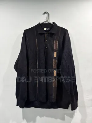 Photo - Collar Sweater