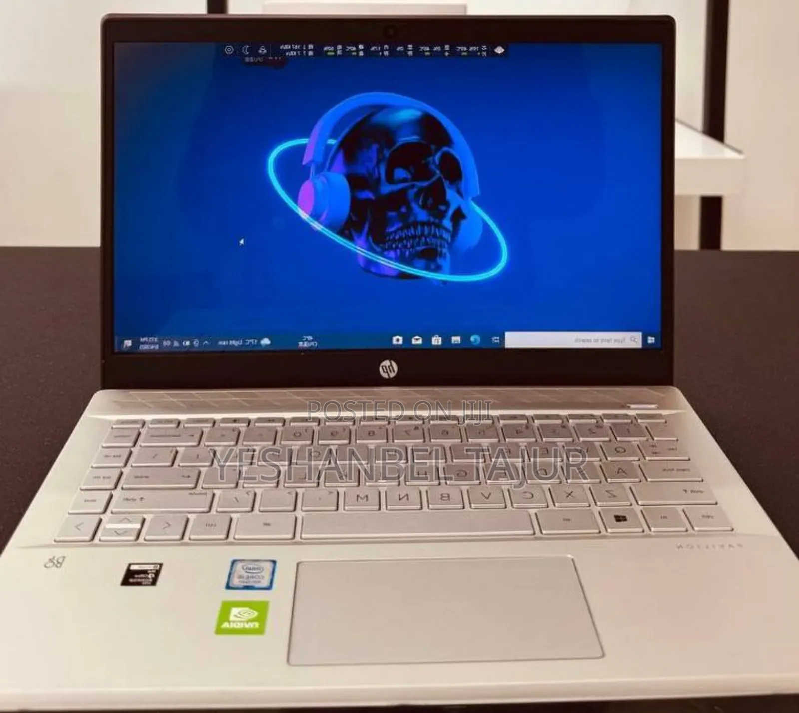 New Laptop HP Pavilion 15 8GB Intel Core I5 SSD 256GB