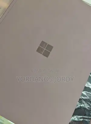 New Laptop Microsoft Surface Book 3 16GB Intel Core I7 SSD 256GB