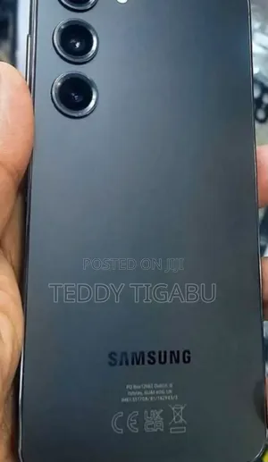 New Samsung Galaxy S23 256 GB Silver