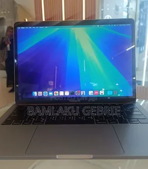 Photo - New Laptop Apple MacBook Pro 2019 8GB Intel Core I5 SSD 256GB