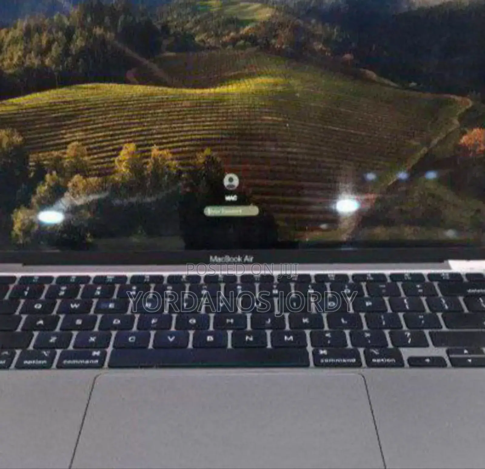 New Laptop Apple MacBook Air 2020 M1 8GB Intel Core I7 SSD 256GB