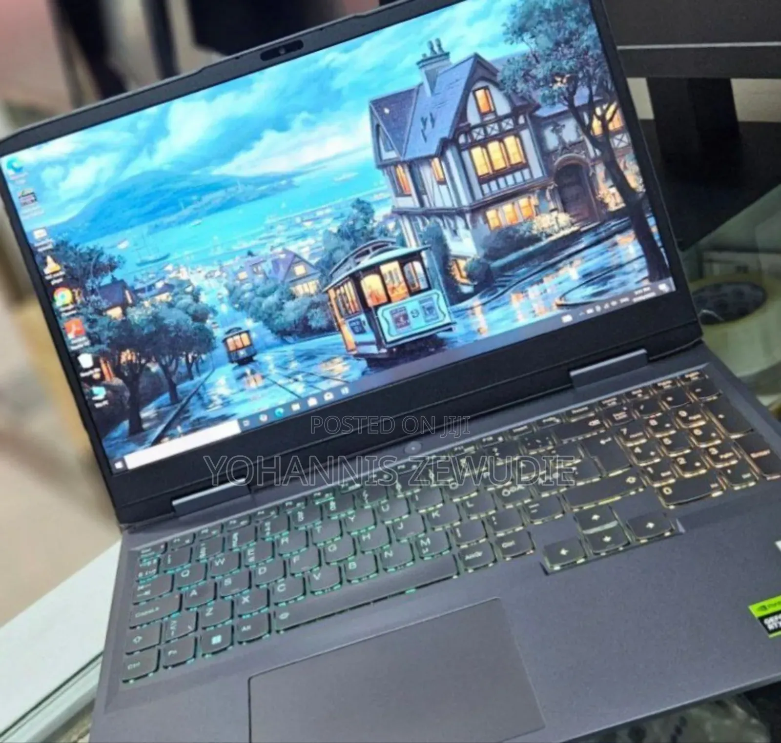 New Laptop Lenovo LOQ 15IRH8 16GB Intel Core I5 SSD 512GB