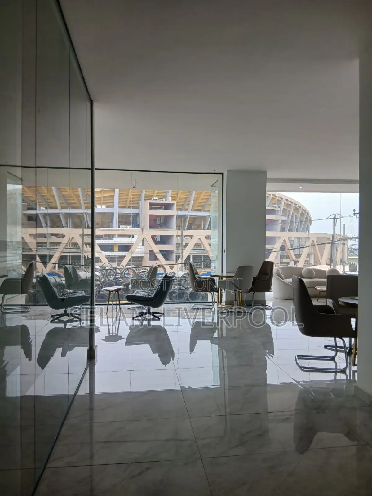 የሚሸጥ የንግድ ሱቅ ቦሌ