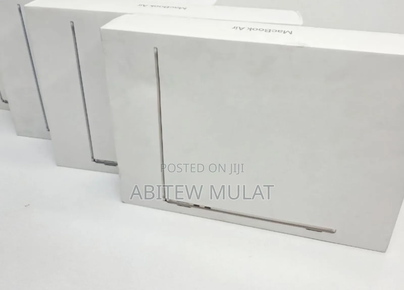 New Laptop Apple MacBook Air 2025 M4 13-inch 16GB Apple M4 SSD 256GB