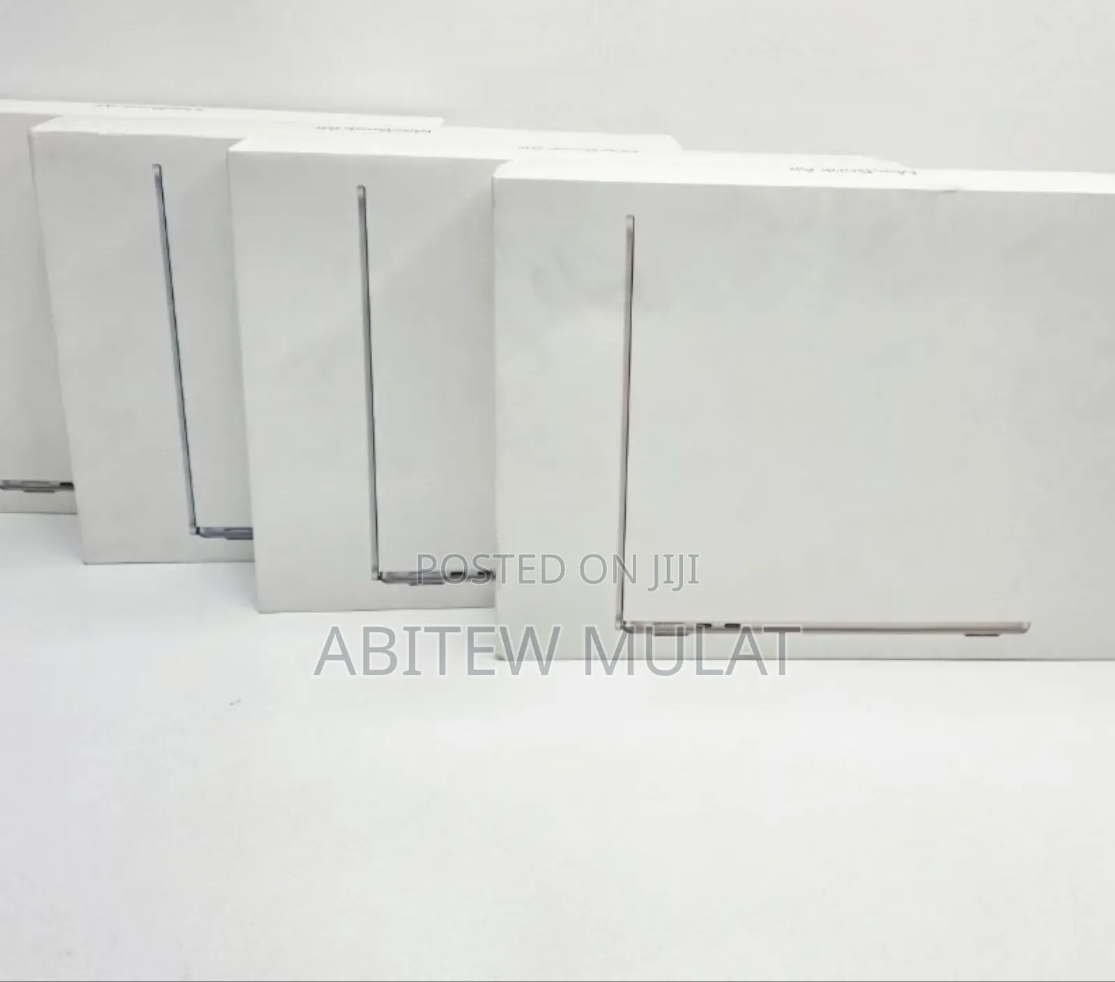 New Laptop Apple MacBook Air 2025 M4 13-inch 16GB Apple M4 SSD 256GB