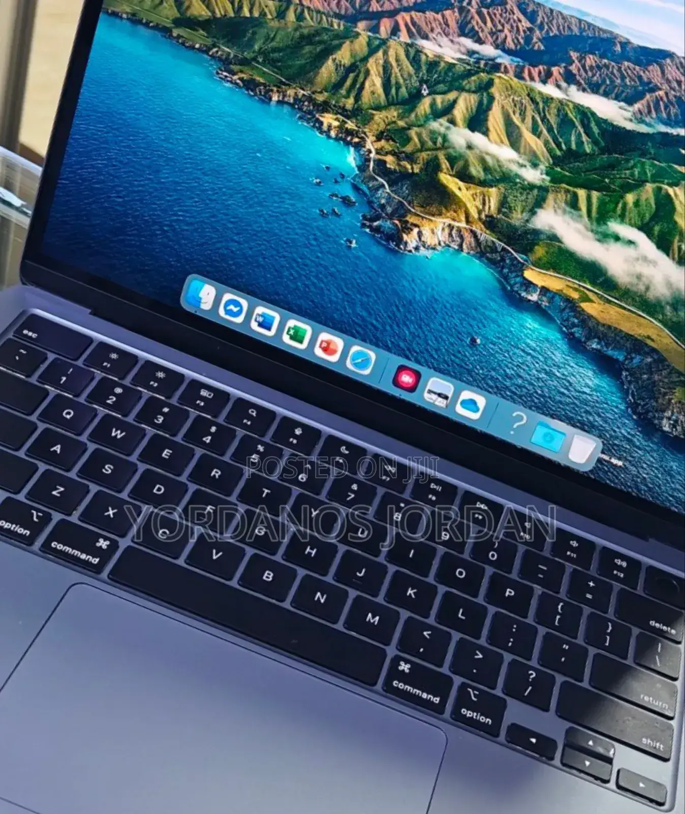 New Laptop Apple MacBook Air 2022 M2 8GB Apple M2 SSD 512GB