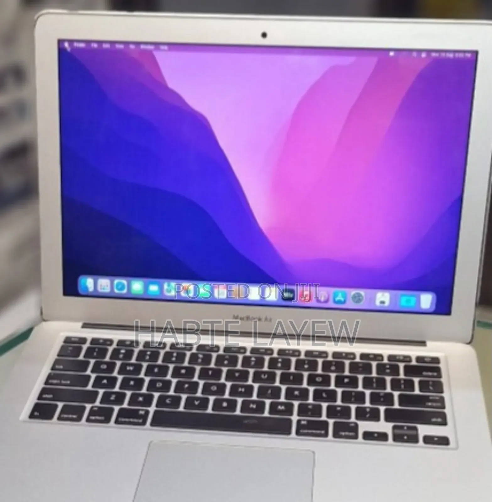 New Laptop Apple MacBook Pro 2017 8GB Intel Core I5 SSD 512GB