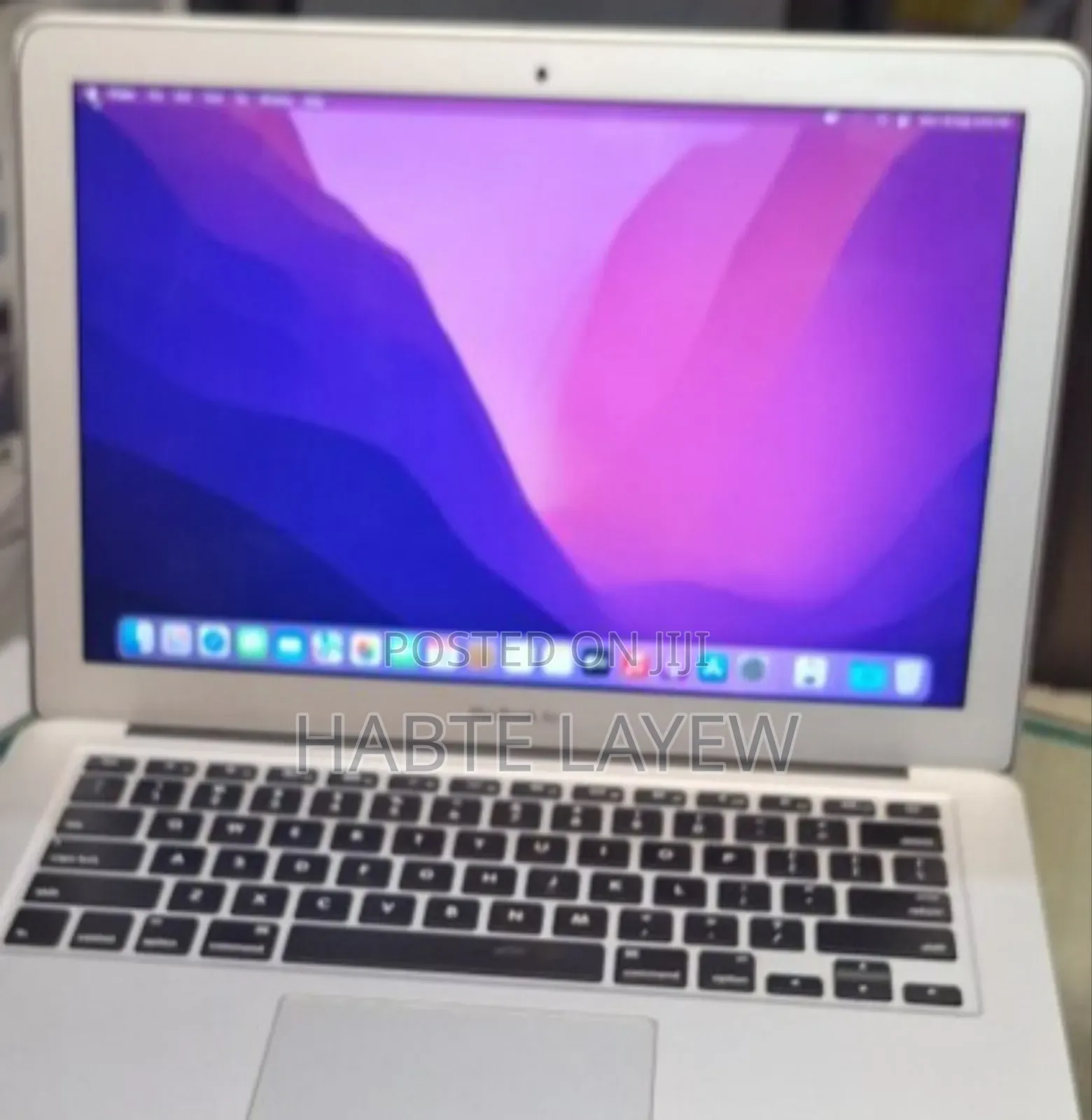 New Laptop Apple MacBook Pro 2017 8GB Intel Core I5 SSD 512GB