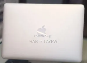 New Laptop Apple MacBook Pro 2017 8GB Intel Core I5 SSD 512GB