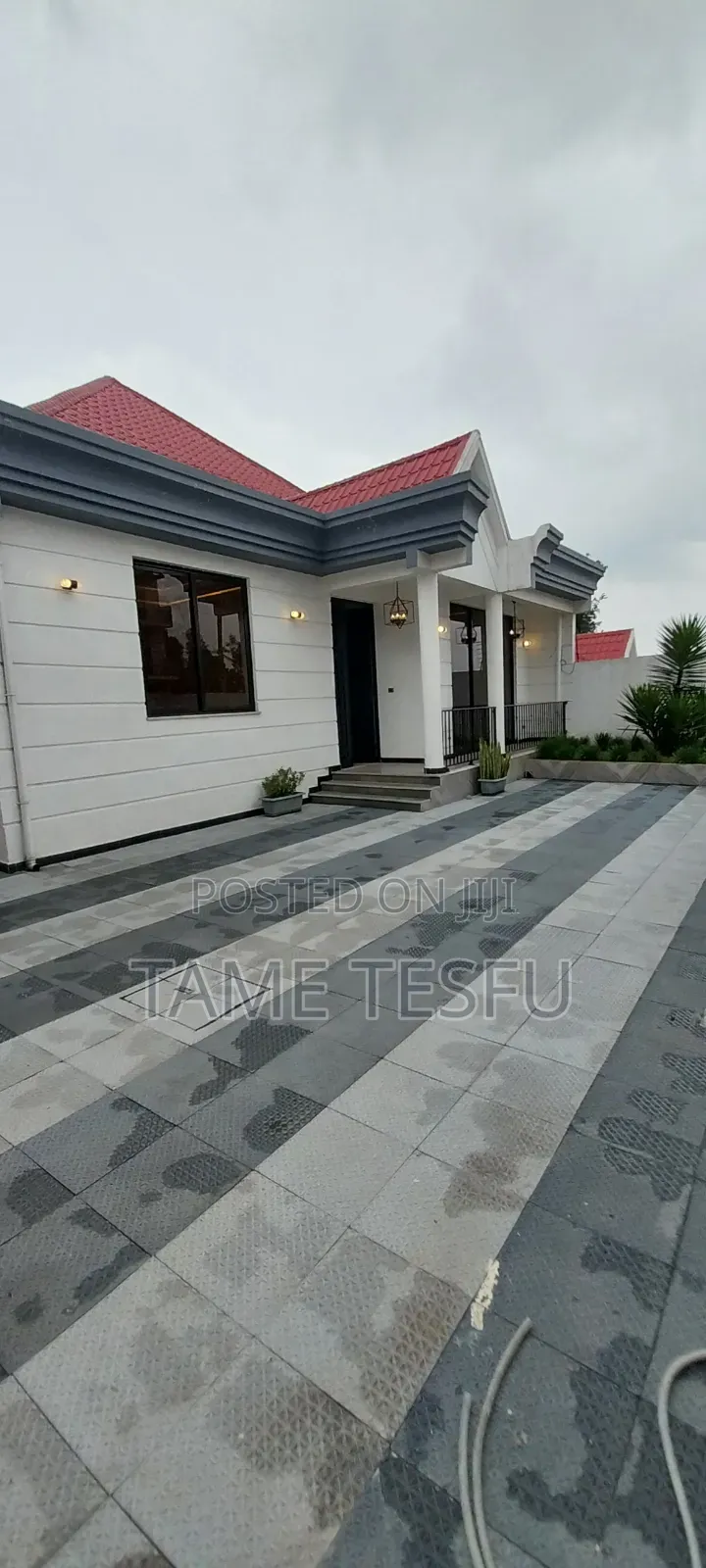 Furnished 5bdrm Villa in ወሰን, Yeka for sale