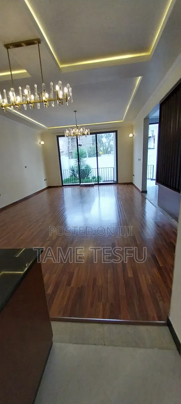 Furnished 5bdrm Villa in ወሰን, Yeka for sale