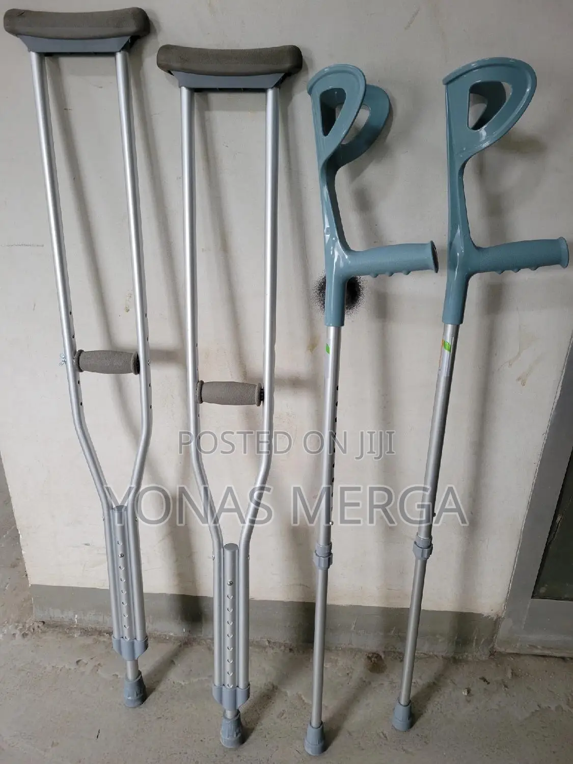 Crutches⩩哈crutches蟻ةkranch፭~Easy-Adjustment Features容₥Adjust Crutches