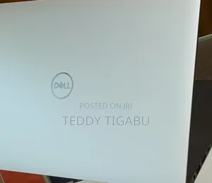 Photo - New Laptop Dell Latitude 5540 16GB Intel Core I9 SSD 1T