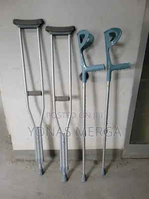 Photo - Durable Aluminum Crutches❴畔crutches二人口crutches0峻crutches₩凹kranch+Crach